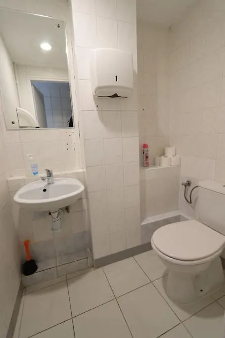 Fantastic Waw - M3 Room 6 Warsaw Poland
